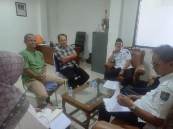 Lurah Pengasinan Rapat dengan Pokmas dan LPM Bahas Pembangunan 2025